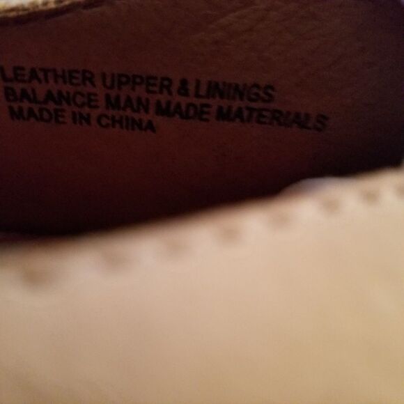 Born Sport Womens Size 81/2 Soft Tan Leather - Picture 5 of 5